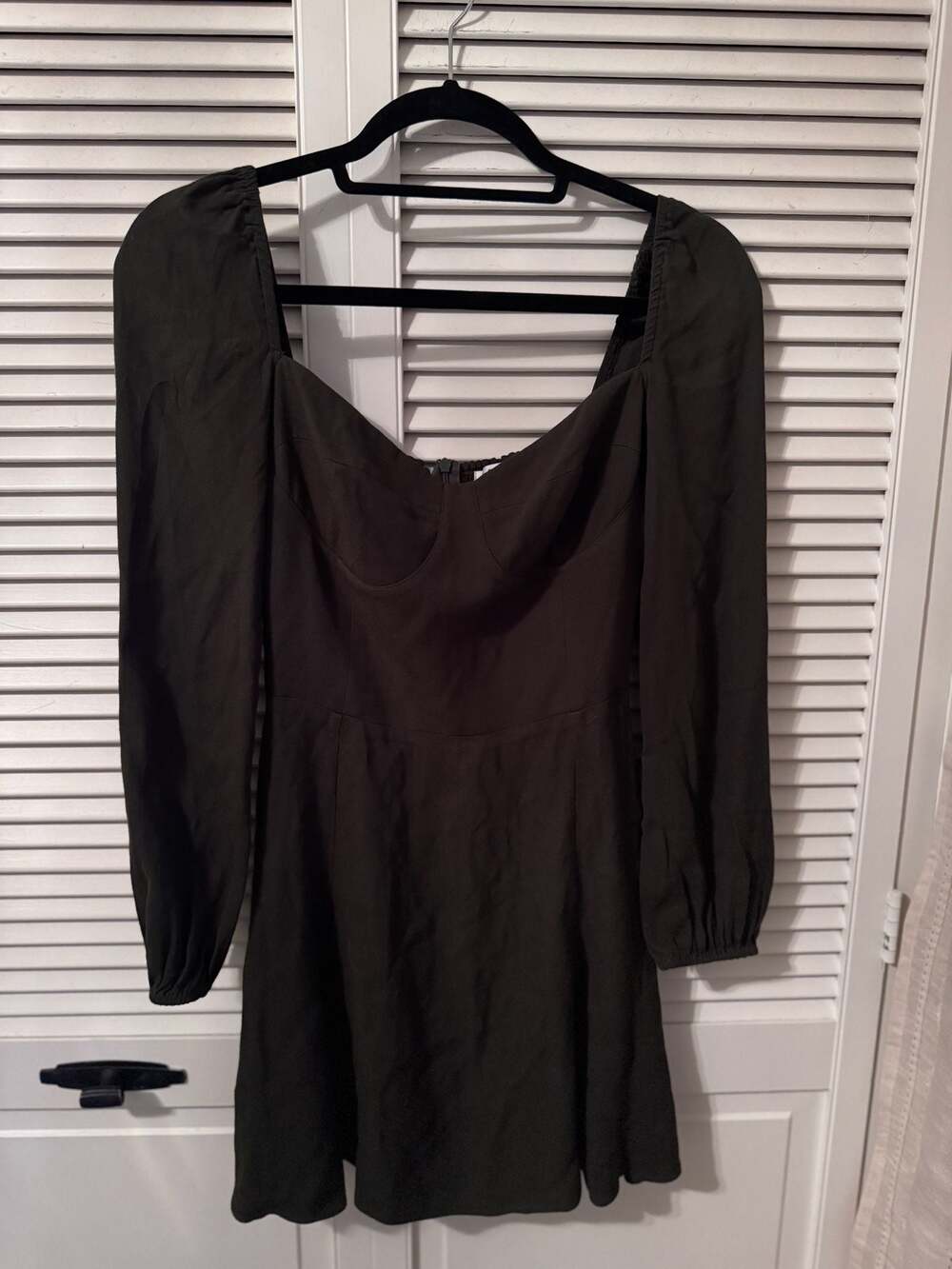 Reformation Sigrid Long Sleeve Mini Dress in Olive Green Size 4